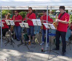 Sonniges und kurzweiliges Maifest im Leimener Dr. Ulla-Schirmer-Haus