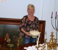 Neu im Kurpfalz-Zentrum:  Michaela Janssens Kunst und Krempel Flohmarkt