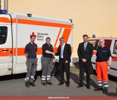 Volksbank Kraichgau spendet 5.000 €  für moderne Notfallsimulation beim DRK