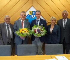 Hardtgruppe: Hans D. Reinwald folgt Wolfgang Ernst als Verbandsvorsitzender