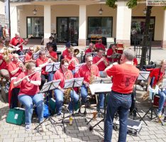 CDU Marktfrühschoppen – Stadt- und Feuerwehrkapelle spielte auf