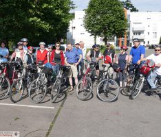 Hochwasser, Historie und was Herzhaftes: Die Rote Rad-Tour 2016