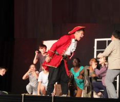 Theaternachwuchs am Friedrich-Ebert-Gymnasium spielte „Peter Pan“