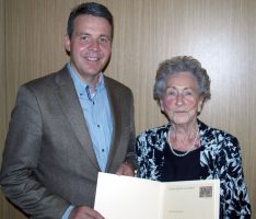 Gratulationen an Meta Neuert zum 90. Geburtstag