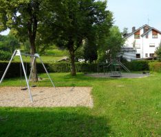 Spielplatz Maisbach erstrahlt im neuen Glanze