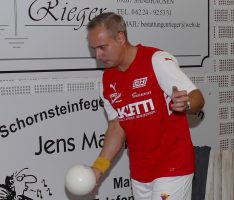 Kegel-Bundesliga: Unglückliche Niederlage von Rot-Weiß gegen den Deutschen Meister