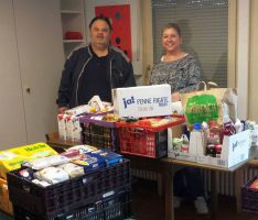 AWo-Sammelaktion vor Sandhäuser REWE Markt war wieder ein großer Erfolg