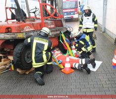 Brandmeldealarm wird Großeinsatz: DRK bei der Gesamtübung der Feuerwehr Leimen