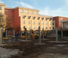 Hotel Villa Toskana: Die Villa wächst weiter – Neubau mit 46 Zimmern und Einzelhandel