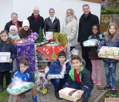 Projekt Luna spendet 330 Geschenkpakete für bedürftige Kinder