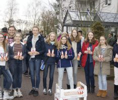 SMV des Walldorfer Gymnasiums unterstützte Weihnachtsfeier für Leimener Flüchtlingskinder
