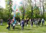 Leimen bewegt sich, unterwegs für den Frieden: Baum im Menzerpark gepflanzt