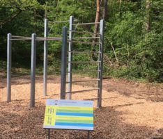 Neue Workout-Station am Sandhäuser Trimm-Dich-Pfad trainingsbereit