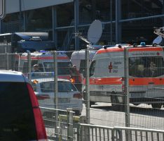 Nach H96-Spiel: Hilfskräfte im Einsatz von „Fußballfans“ bespuckt
