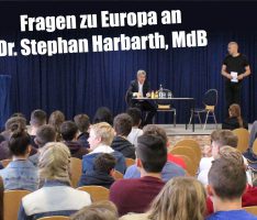 Gymnasiasten des FEG diskutierten Europa-Thematik mit MdB Dr. Harbarth