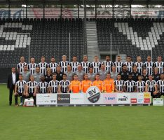 SV Sandhausen Mannschaftsfoto </br>Eine starke Truppe für die Saison 2017/18