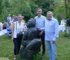 Stimmungsvoller „Pop und Skulpturen“-Abend im Gauangellocher Schlossgarten