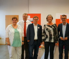„Rentenniveau, Beiträge und Eintrittsalter stabil halten“: Diskussion mit Lars Castellucci