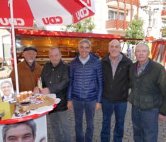 Fast alle Parteien im Wahlkampf-Endspurt auf dem Leimener Georgi-Marktplatz