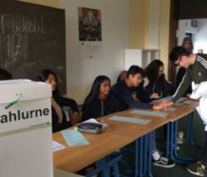 Jugend gibt politisches Statement ab:  Juniorwahl an der Otto-Graf-Realschule