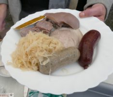 Die pure Fleischeslust: </br>St. Ilgener AWo Schlachtfest bestens besucht