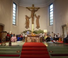 Kath. Seelsorgeeinheit Leimen feiert zum ersten Mal einen Krabbelgottesdienst