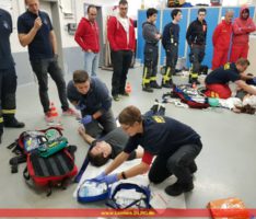 Sanitätslehrgang von DLRG und DRK erfolgreich beendet