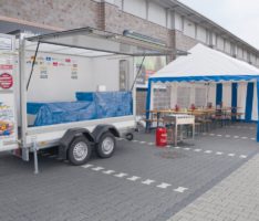 EDEKA Walter und hiesiger Unternehmen sponsoren Festanhänger: Kostenfrei ausleihbar!