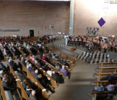 Spitzenkonzert des Musikverein Sandhausen: Das brachte die Kirche zum Klingen