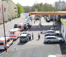 Mitten in Leimen: Schlägerei an der Shell-Tankstelle – Zwei Verletzte