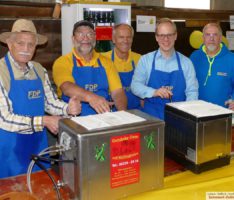 Traditionelles Strangfest der Sandhäuser FDP trotzte den Wetterkapriolen