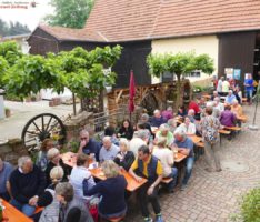 Klassisch: Lammbraten vom Grill bei den Freien Wählern in Ochsenbach