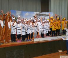 Tuishi pamoja – Wir wollen zusammen leben – Musicalaufführung der GSS-Grundschule