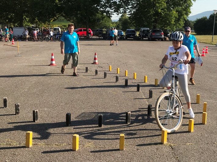 82 Kinder zeigten Fahrrad-Beherrschung beim ADAC Fahrradturnier in St. Ilgen