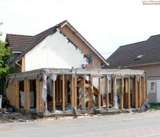 Ende eines „Provisoriums“: Erstes „Schwedenhaus“ in der Senefelderstraße abgerissen