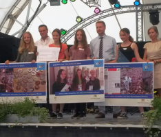 Minister Hauk verleiht Tierschutzpreis an Tom-Tatze-Jugendgruppe