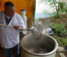 Das kulinarische Extrem des Jahres: Schlachtfest bei der Diljemer AWo
