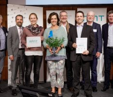 Friedrich-Ebert-Gymnasium als „MINT-freundliche Schule“ geehrt
