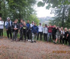 Wander-Halb-Marathon der Klasse 9a der Otto-Graf-Realschule diente gleich drei guten Zwecken