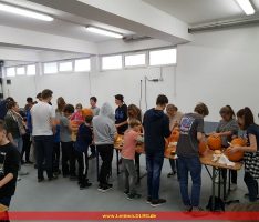 DLRG-Jugend Leimen – Kürbisschnitzen 2018
