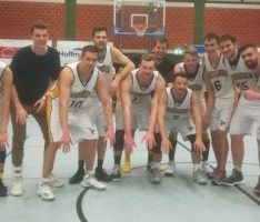 Basketball:  Oberliga-Herren sind Tabellenführer!