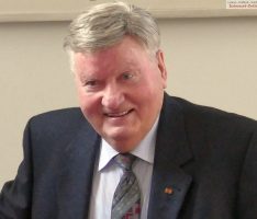 Sandhausens Ehrenbürger und Altgemeinderat Martin Hambrecht wird 90