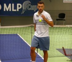 Hadern, zürnen, Racket zertreten – </br>Beim MLP-Cup ging es schon richtig zur Sache