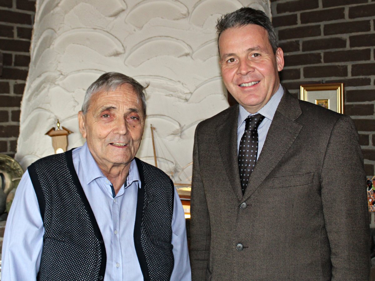Stadt Leimen gratulierte ihrem Ehrenbürger Bruno Sauerzapf zum 75. Geburtstag