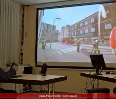 Führungskräfte der Feuerwehr üben mit Einsatzsimulation