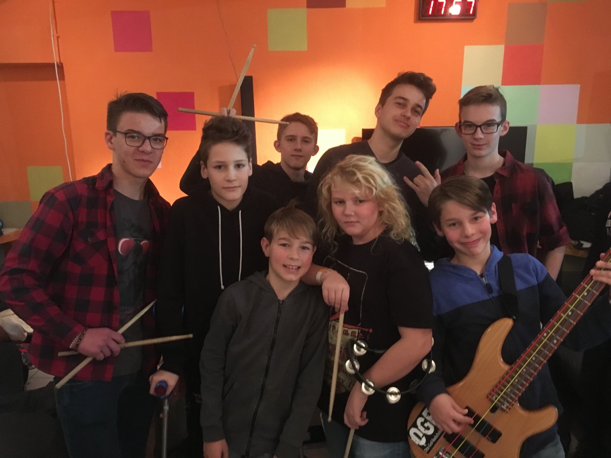 Band der Otto-Graf-Realschule Leimen rockte RegioFinale des SchoolJam-Wettbewerbs
