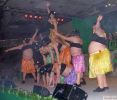 Frösche Prunksitzung – Teil II – Sehr laut, leicht schlüpfrig und sehr schwergewichtig