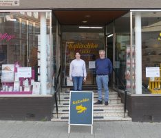 70 Jahre Schuhmacherei Kalischko – Jubiläums-Sektempfang am Samstag