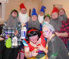 Schneewittchen und die sieben Frösche feierten  fröhlichen Kappenabend im Capri