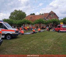 Wohnhausbrand nach Explosion mit mehreren Verletzten